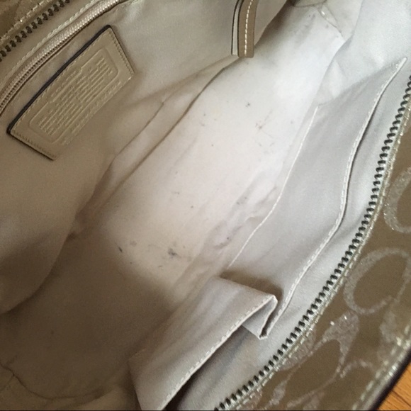 Coach Gold Purse With Metallic Sparking Logo - Picture 7 of 9